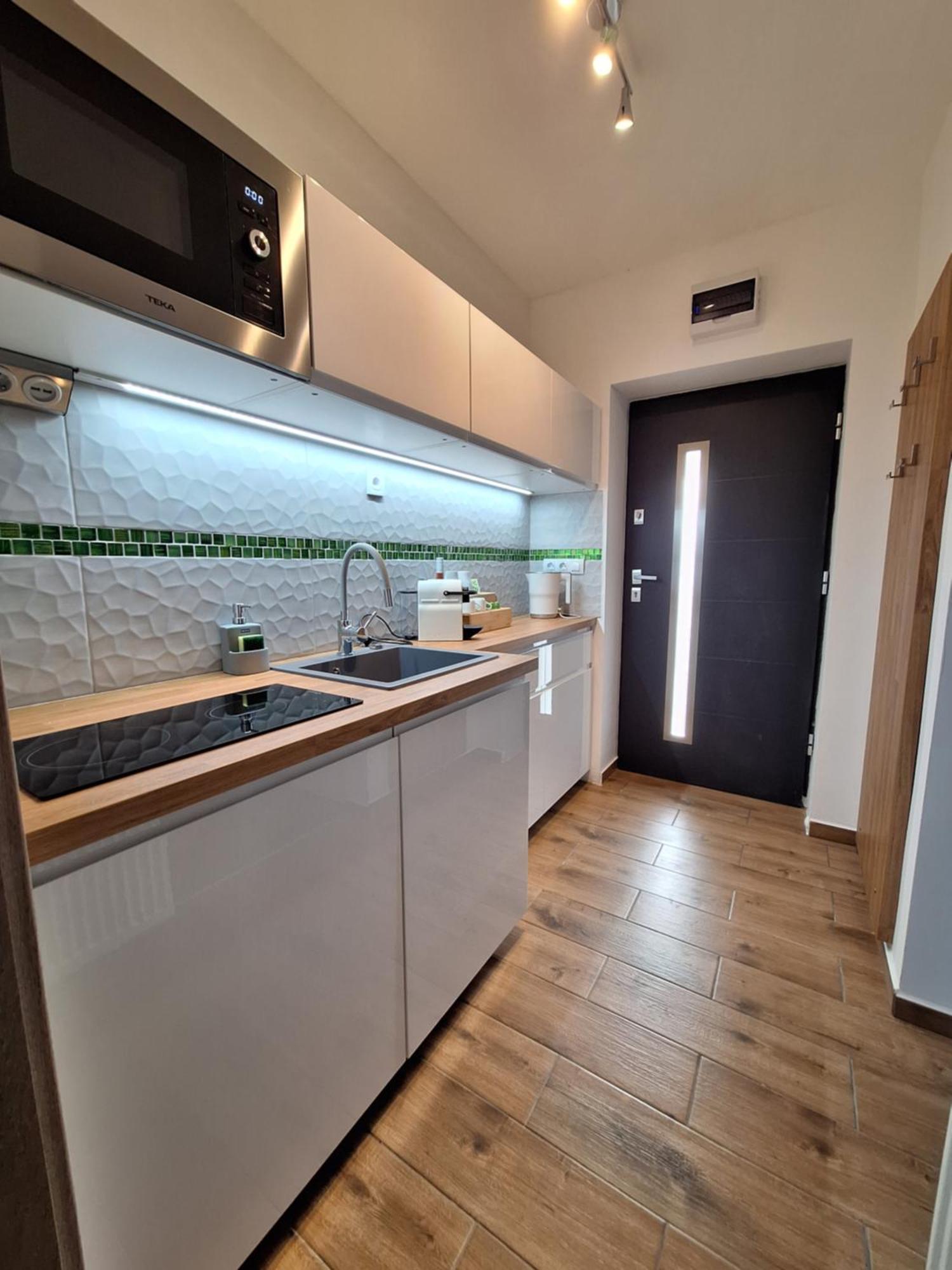 Happy Home Apartman Miskolc Exterior photo