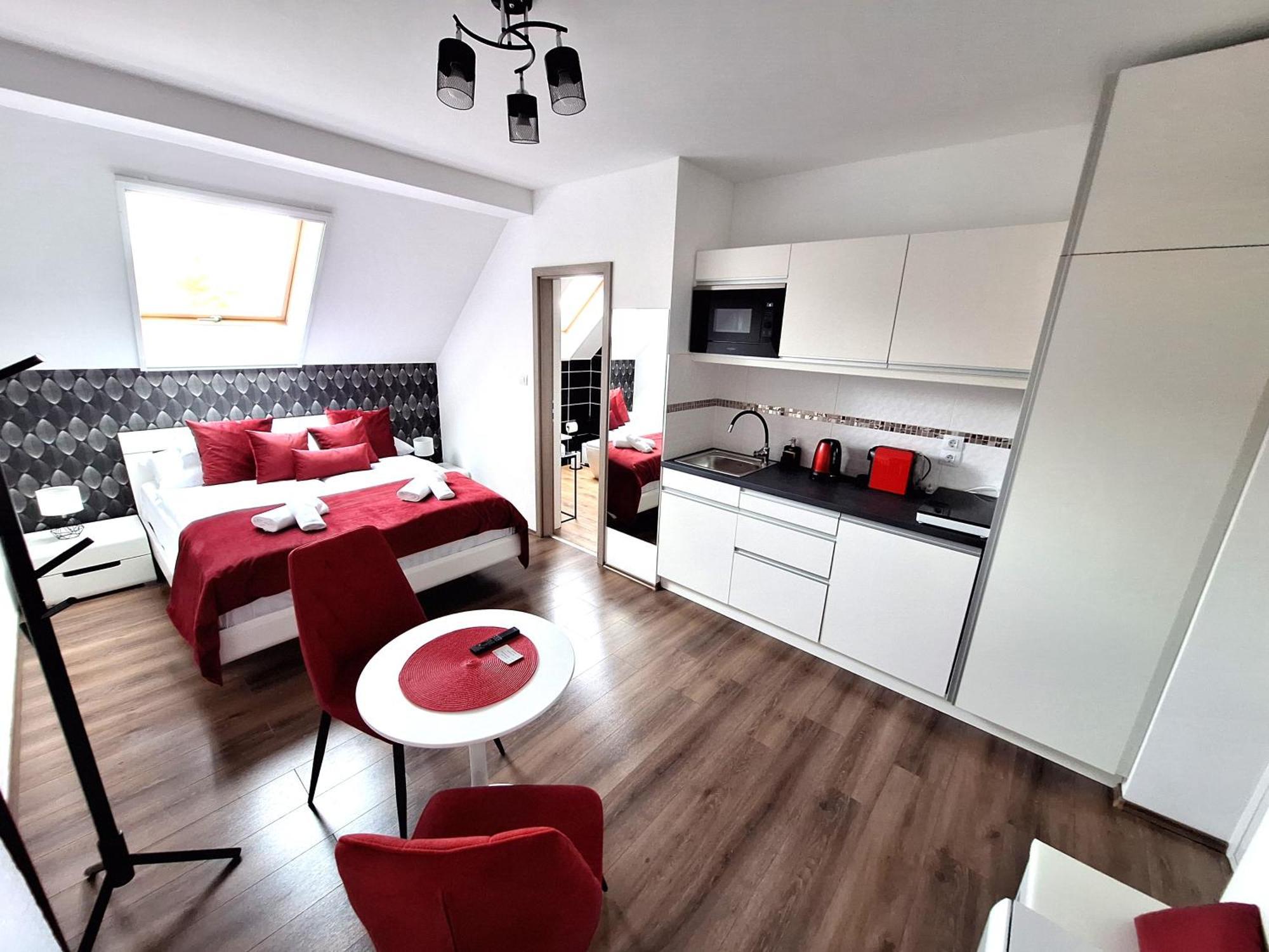 Happy Home Apartman Miskolc Exterior photo