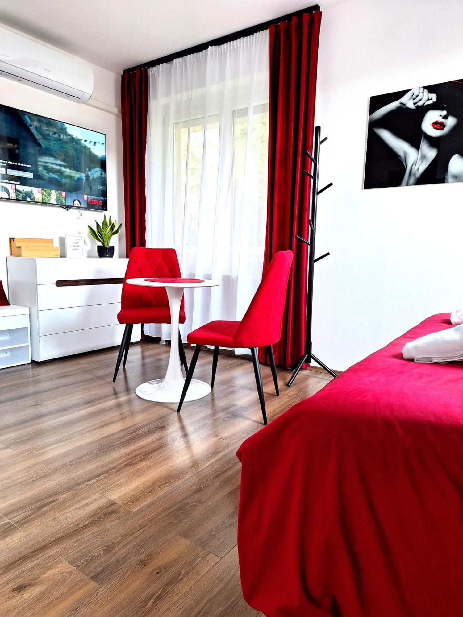 Happy Home Apartman Miskolc Exterior photo